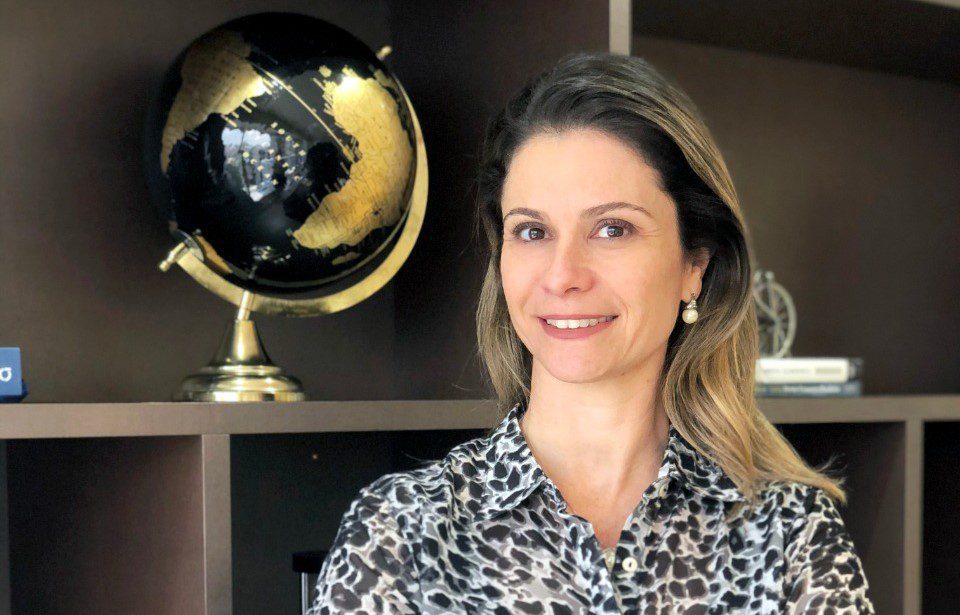 Dra. Flavia Eadi de Castro