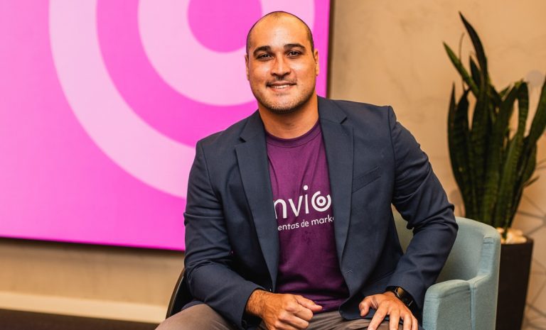 Felipe Rodrigues - Especialista em marketing para e-commerces e CEO do Enviou