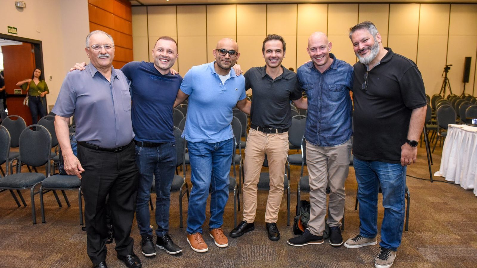 Na foto, José Valdocir Casarotto (Diretor Superintendente), Gustavo Casarotto (Chief Product and Technology Officer), Puneet Soni (Latam & Iberia Portfolio Manager), Duarte Teixeira de Barros (Head of Value Creation Latam & Iberia), Fernando Aloisio Hansen (Chief Customer Officer) e Robledo dos Santos Luza (Chief Growth Officer). Crédito: Class Prime Photo.