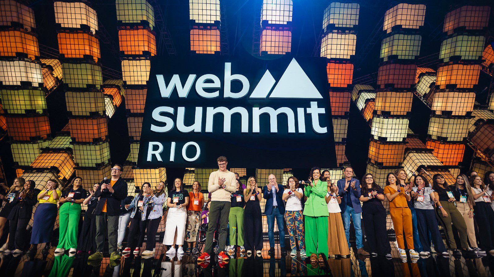 53658539295_6fd57e4d8f_h