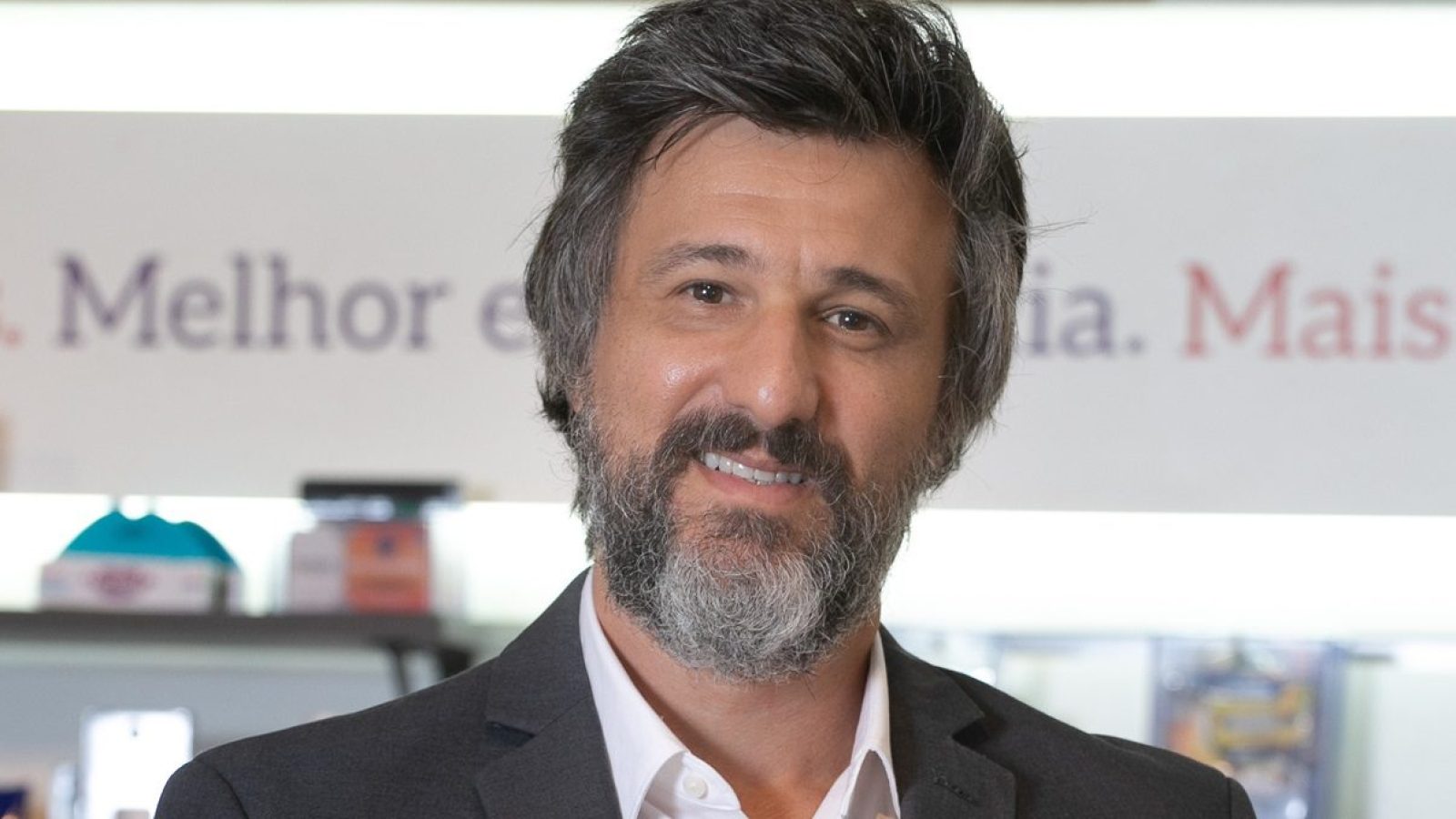 Adriano-Sambugaro_