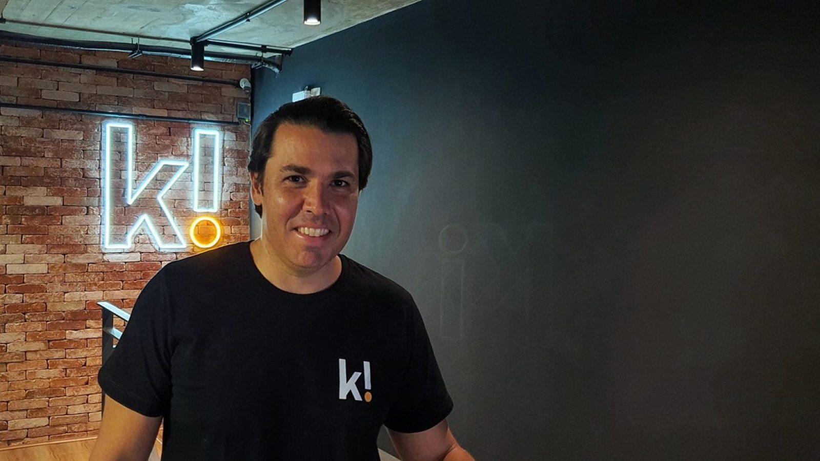 Eduardo-Klubi–1- Eduardo-Klubi--1-