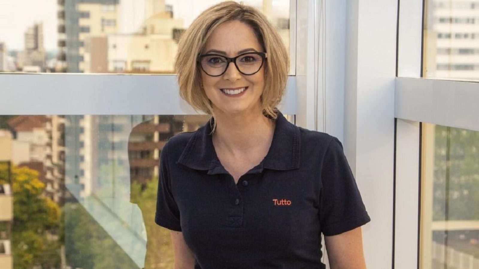 Elisangela Puhl Elisangela Puhl