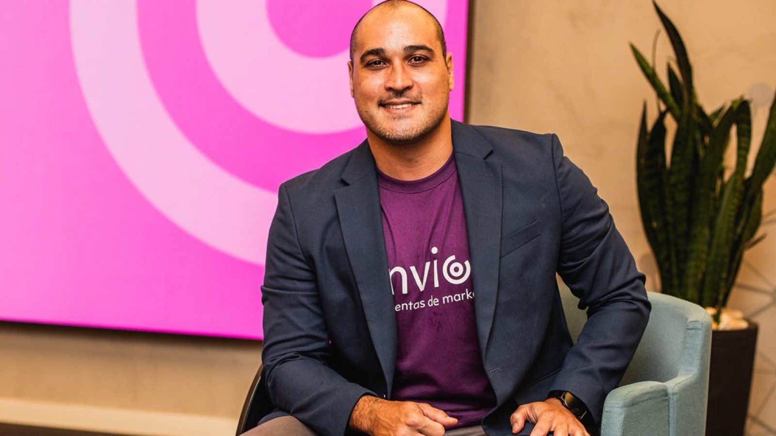 Felipe Rodrigues - Especialista em marketing para e-commerces e CEO do Enviou