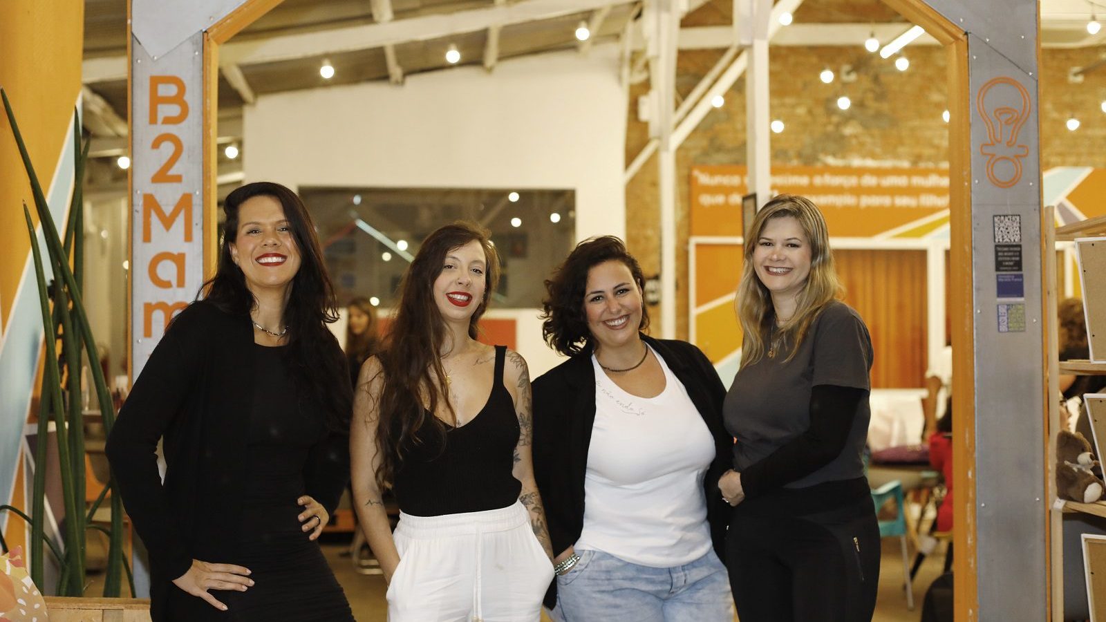 b2mamy Dani Junco, Jaqueline Romaneli, Bianca Levy e Micheli Junco, sócias na B2Mamy.