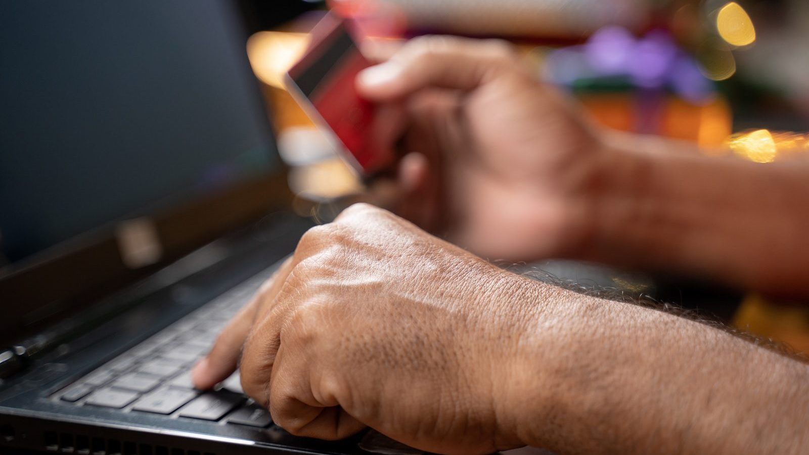 clearsale Foto: WESTOCK/AdobeStock